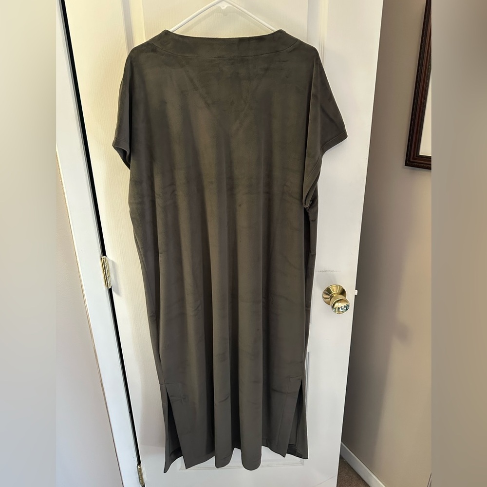 Barefoot dreams luxechic caftan NWT - Picture 8 of 8